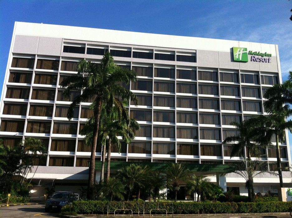 Holiday Inn Resort Penang Бату Феринги Екстериор снимка